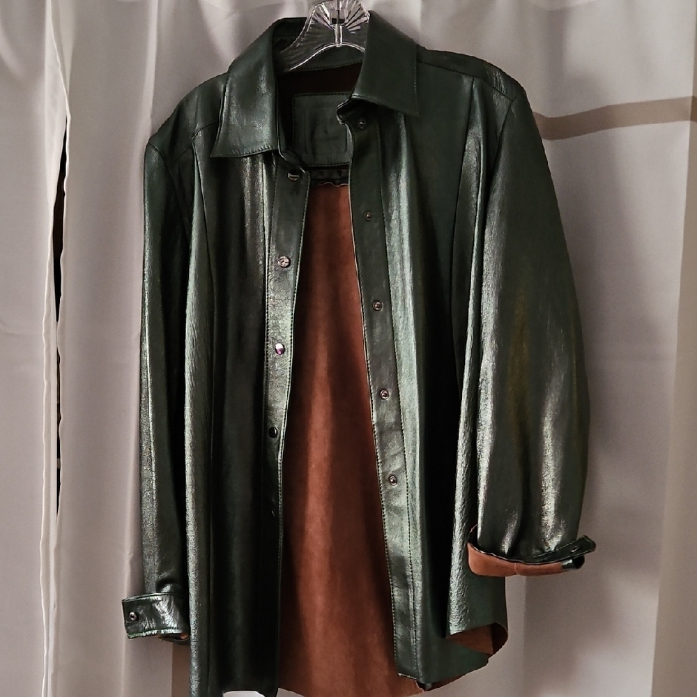Elegant Green Leather Jacket